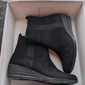 Anne Klein Ankle Boots 6.5